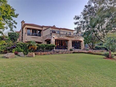 4 Bedroom House in Boardwalk Manor