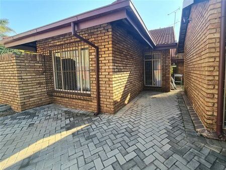 1 Bedroom Simplex in Wingate Park