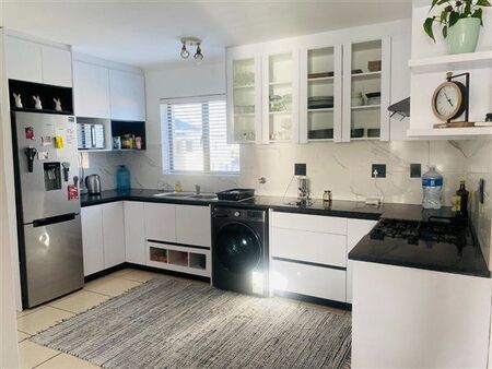 3 Bedroom Apartment in Parklands