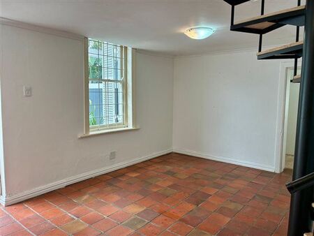 3 Bedroom House in Kenilworth