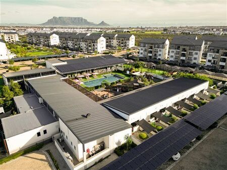 3 Bedroom Apartment in Sandown