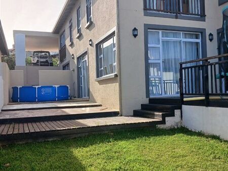 4 Bedroom House in Pinnacle Point Golf Estate