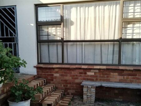3 Bedroom House in Fairfield Estate