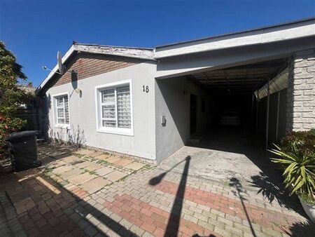 3 Bedroom House in Belhar