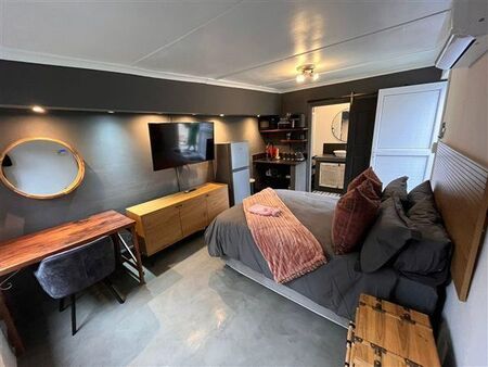 1 Bedroom Apartment in Edgemead