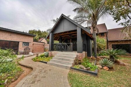 3 Bedroom house to rent in Langenhovenpark, Bloemfontein