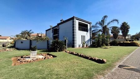 3 Bedroom house to rent in Reyno Ridge, Witbank