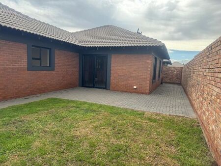 3 Bedroom house to rent in Secunda