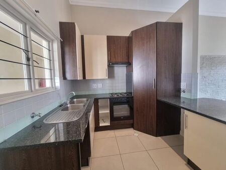 2 Bedroom apartment to rent in Parktown North, Johannesburg