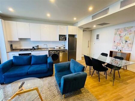 2 Bedroom Apartment in Illovo