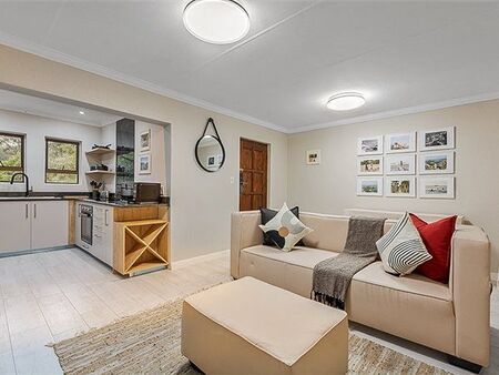 2 Bedroom Apartment in Fourways