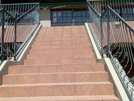 2 Bedroom Apartment in Sunninghill
