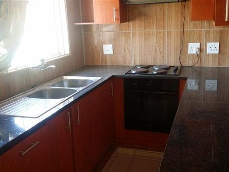 2 Bedroom Apartment in Rhodesfield