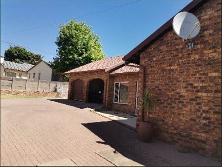 4 Bedroom House in Norkem Park