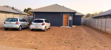 3 Bedroom House in Cloverdene