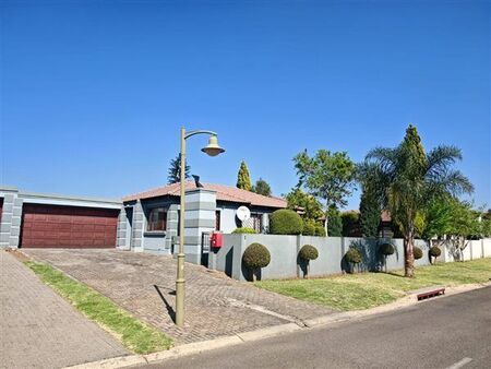 3 Bedroom House in The Reeds