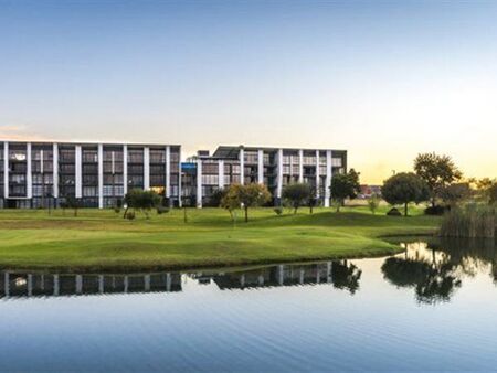 2 Bedroom Apartment in Midfield Estate