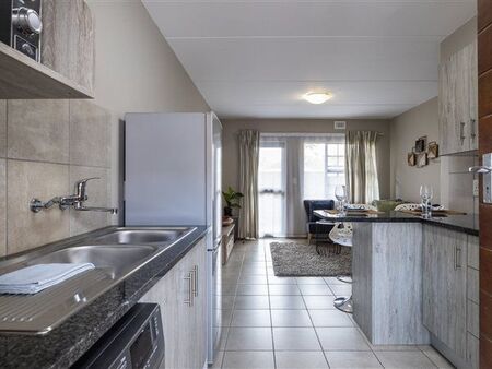 2 Bedroom Apartment in Zwartkop