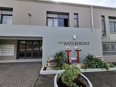 1 Bedroom Apartment in Humewood