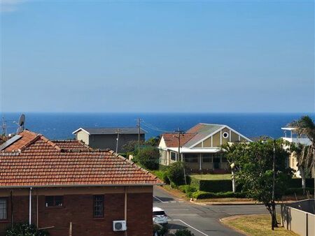 1.5 Bedroom Flat in Amanzimtoti