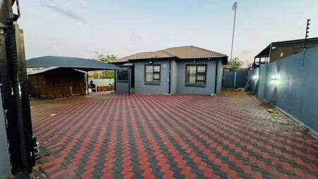 3 Bedroom House in Grobler Park
