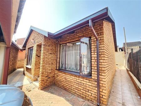 3 Bedroom House in Saulsville