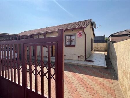 3 Bedroom House in Elandspoort