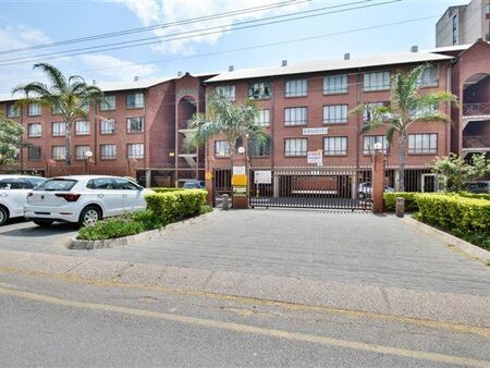 2 Bedroom Apartment in Hatfield