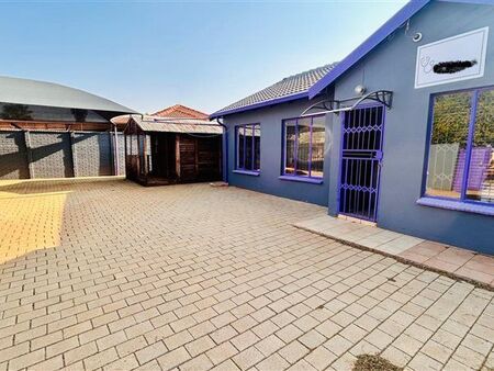 3 Bedroom House in The Orchards