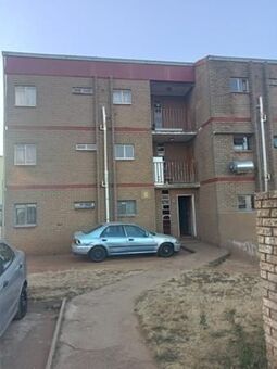 3 Bedroom House in Jabulani
