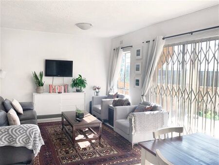 3 Bedroom Duplex in Bryanston East