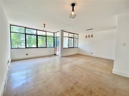 2 Bedroom Apartment in Benmore Gardens