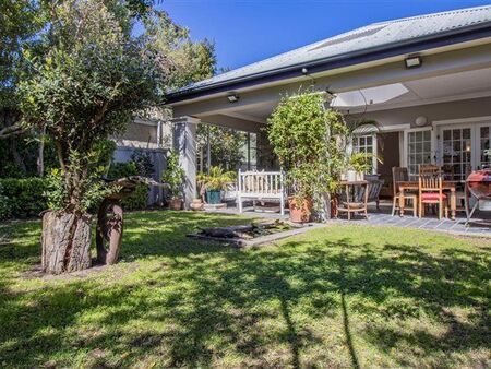 3 Bedroom House in Voelklip