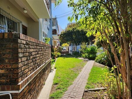 1 Bedroom Apartment in Rosebank