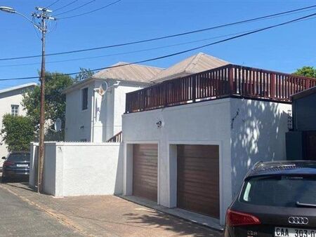 3 Bedroom Apartment in Rondebosch