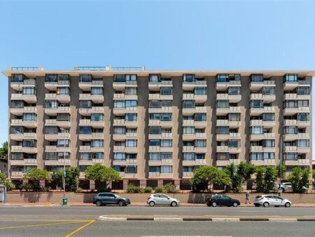 Studio Apartment in Green Point