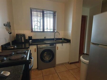 2 Bedroom Flat in Stellenbosch Central