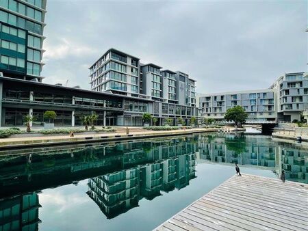 2 Bedroom Apartment in Foreshore