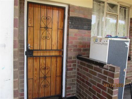 1 Bedroom Flat in Vryheid