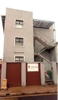 Studio Apartment in Berea West