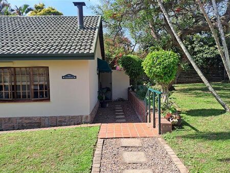 2 Bedroom Apartment in Manors