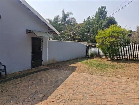 2 Bedroom Apartment in Kloof