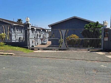 3 Bedroom Apartment in Overport