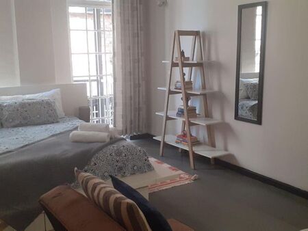 Bachelor Apartment to rent in Maboneng, Johannesburg