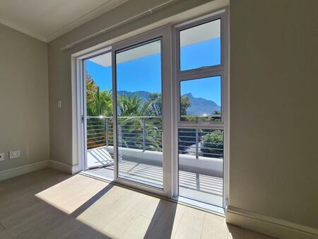 2 Bedroom apartment to rent in Kenilworth, Cape Town