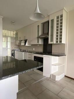 2 Bedroom Apartment in Benmore Gardens