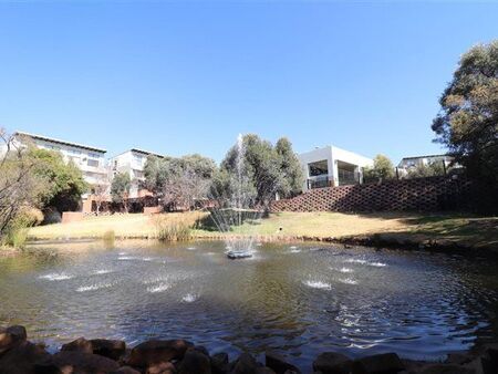2 Bedroom Apartment in Fourways