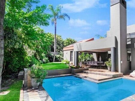 4 Bedroom House in Fourways Gardens