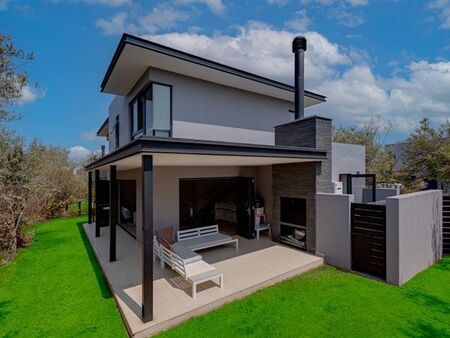 3 Bedroom Cluster in Steyn City