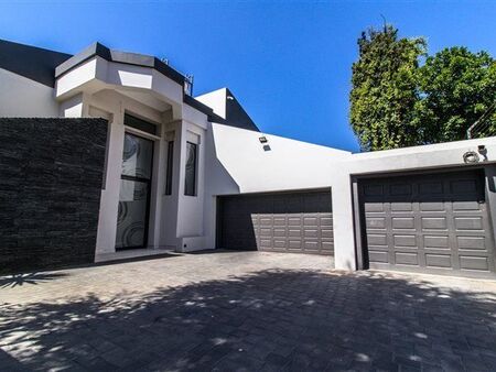 3 Bedroom House in Bedfordview